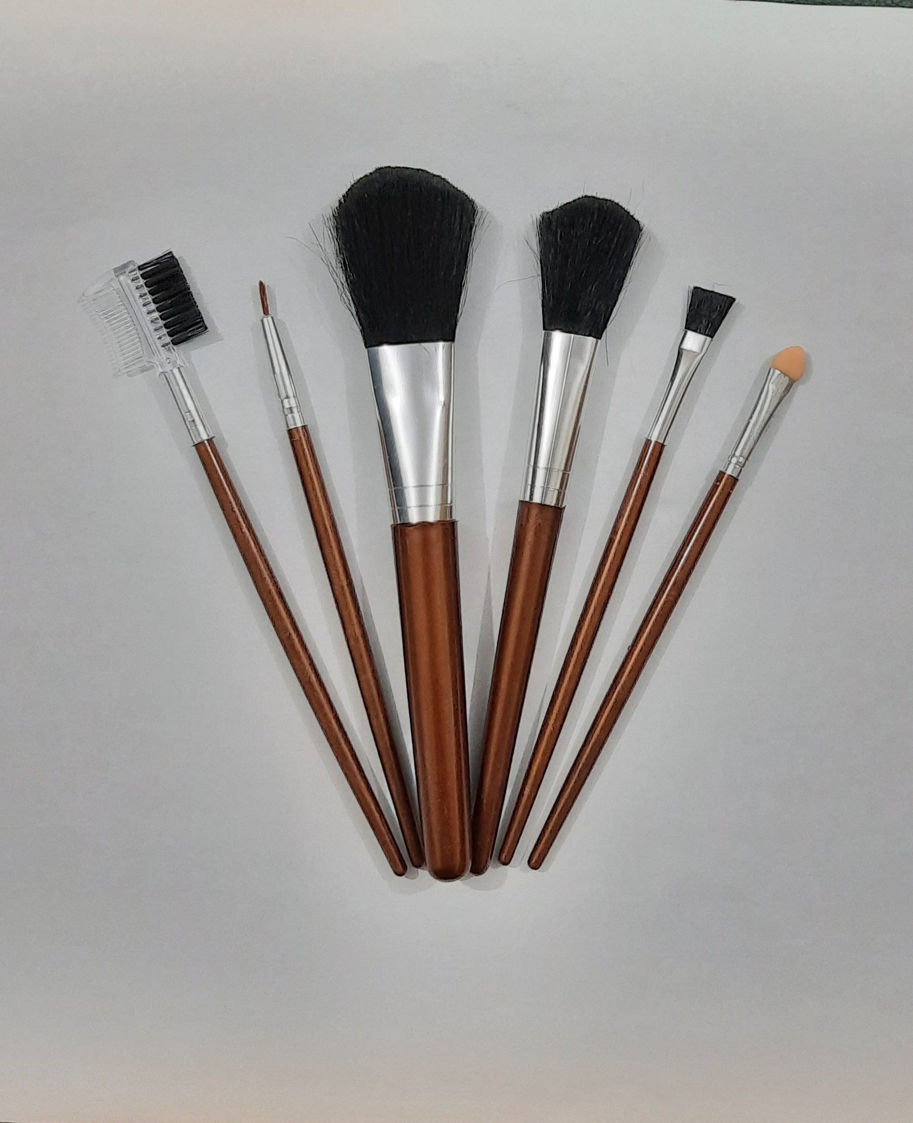 6 in 1 Makeup Brush Pack Cute Lady – Luxury Desire