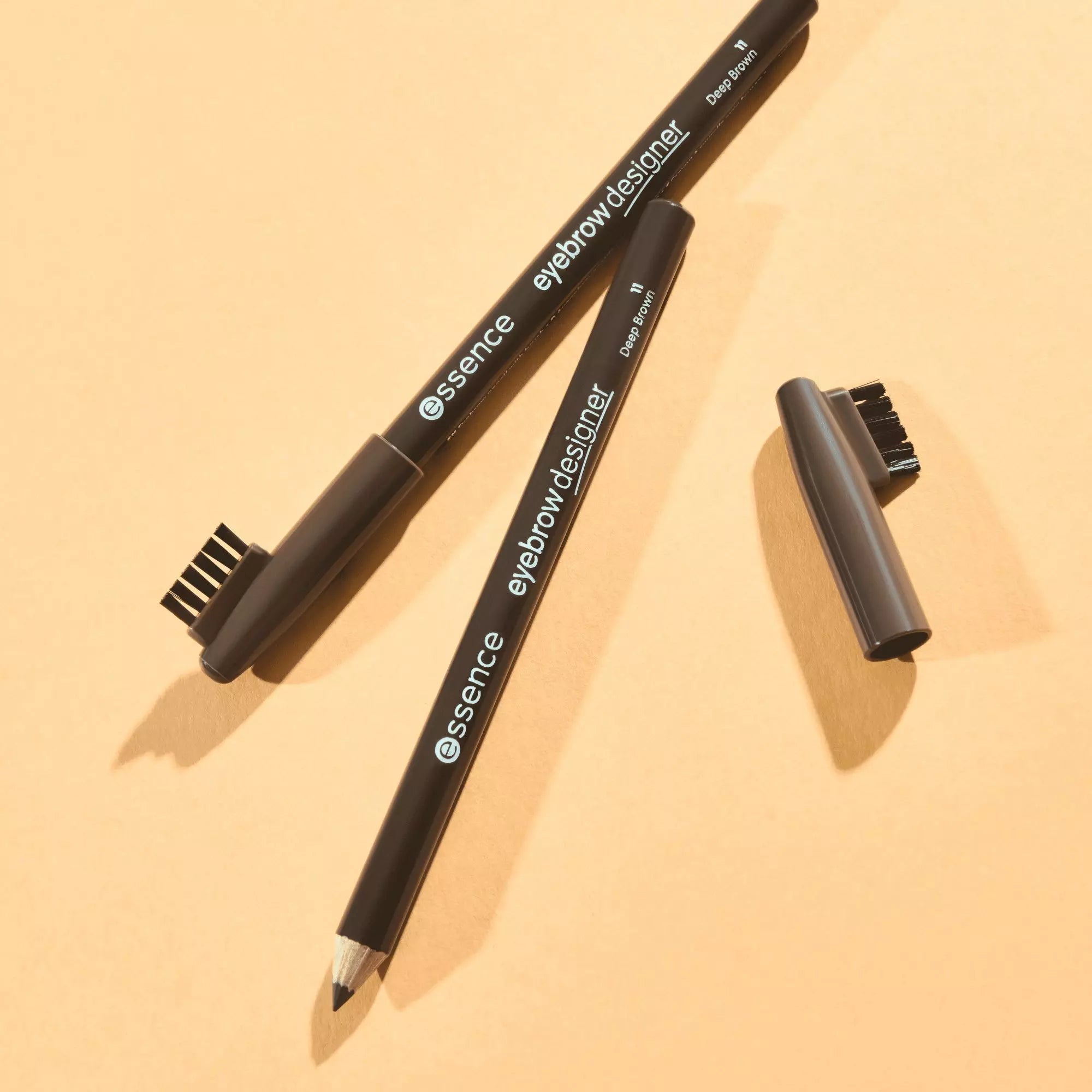 Essence Eyebrow Designer