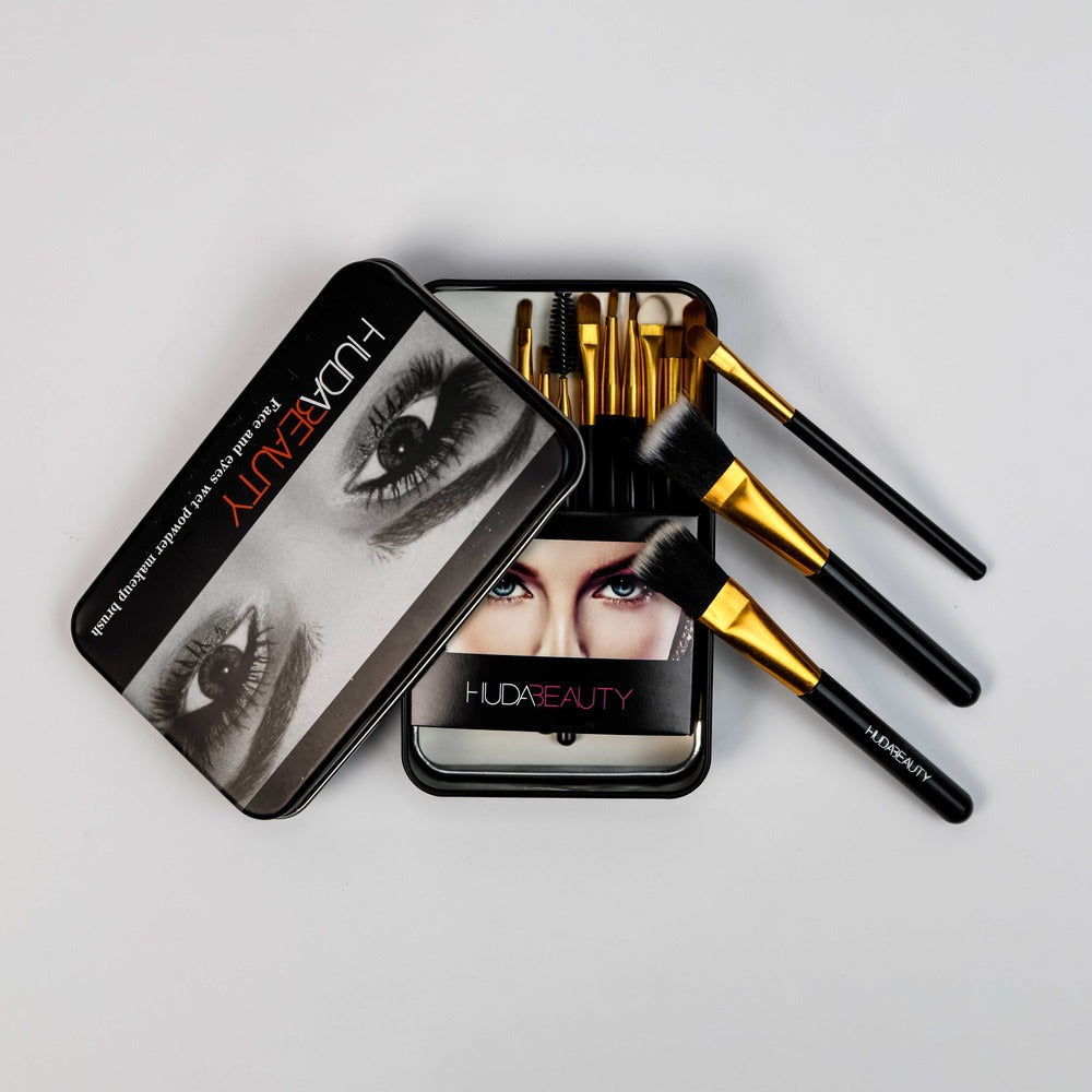 Huda Beauty Face & Eye Wet Powder Makeup Brush