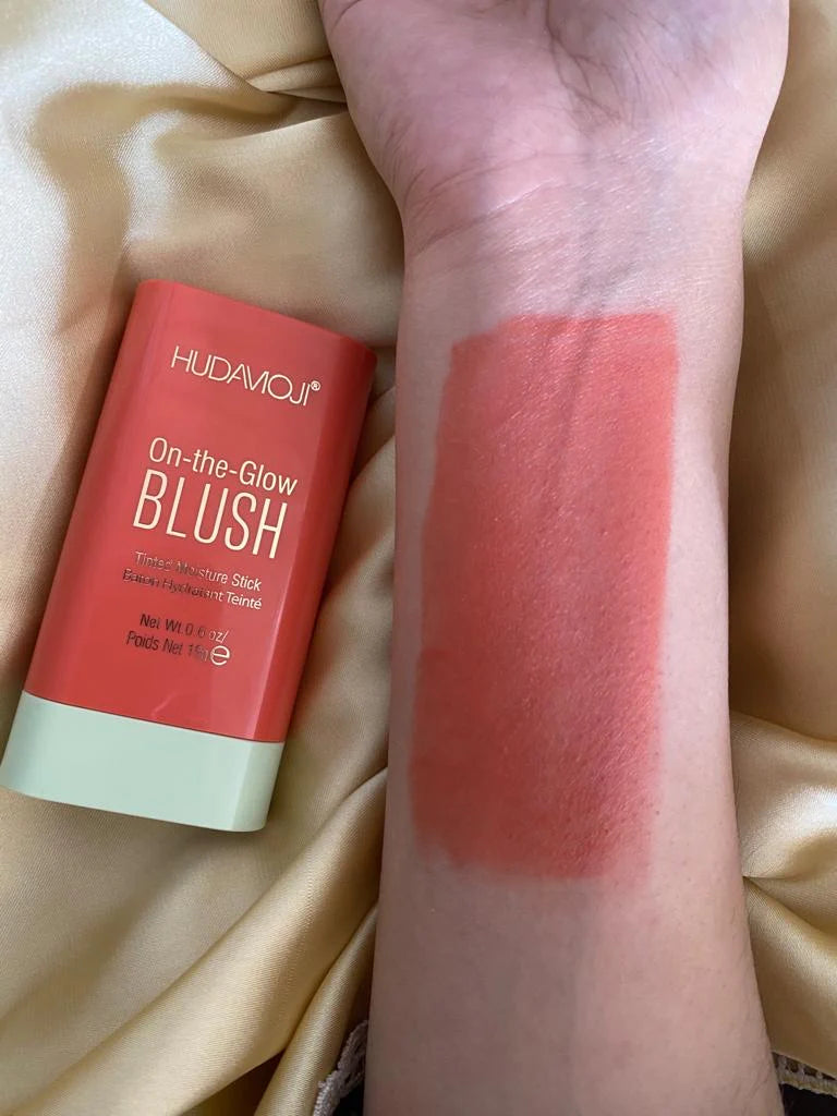 Hudamoji ON THE GLOW TINTED MOISTURE STICK